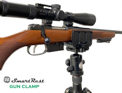 Gun Clamp with rifle